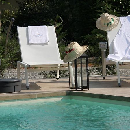 Antico Casale Mattei - Adult Only Bed and Breakfast Corneliano d'Alba Exteriör bild