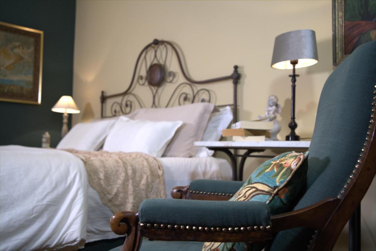 Antico Casale Mattei - Adult Only Bed and Breakfast Corneliano d'Alba Exteriör bild