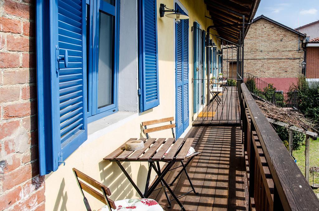 Antico Casale Mattei - Adult Only Bed and Breakfast Corneliano d'Alba Exteriör bild
