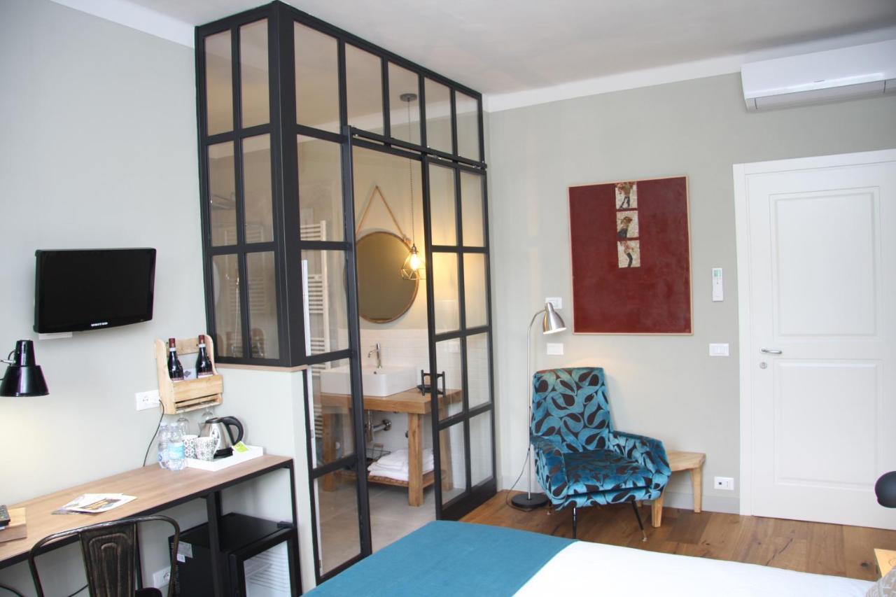 Antico Casale Mattei - Adult Only Bed and Breakfast Corneliano d'Alba Exteriör bild